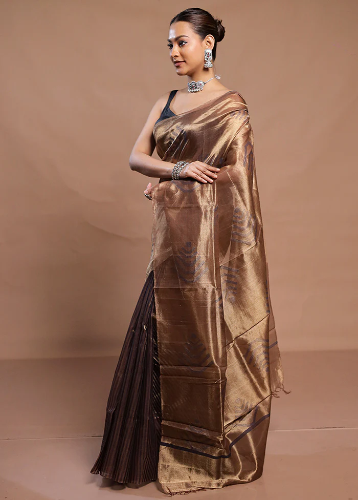 Gold Handloom Tussar Pure Silk Saree With Blouse Piece - Image 4