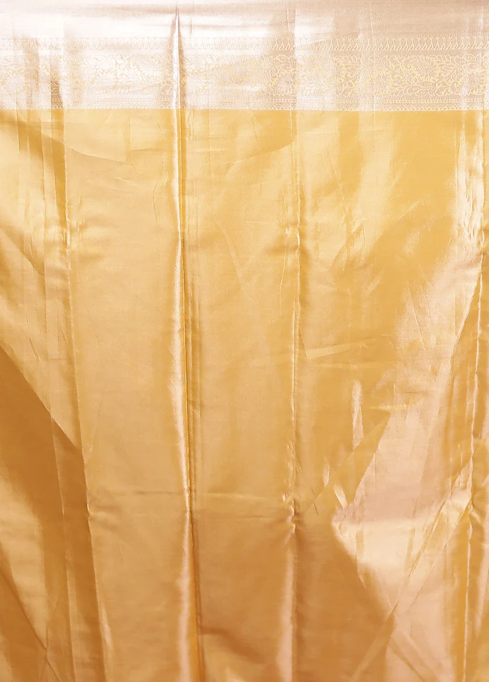 Gold Kanjivaram Silk Saree With Blouse Piece - Image 5