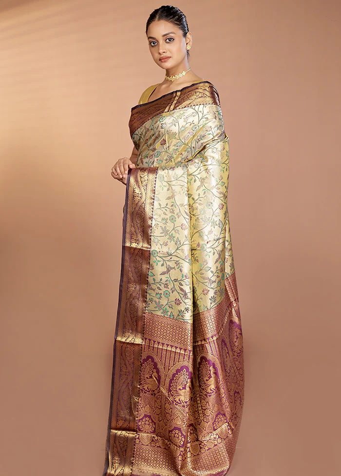 Gold Kanjivaram Silk Saree With Blouse Piece - Image 4