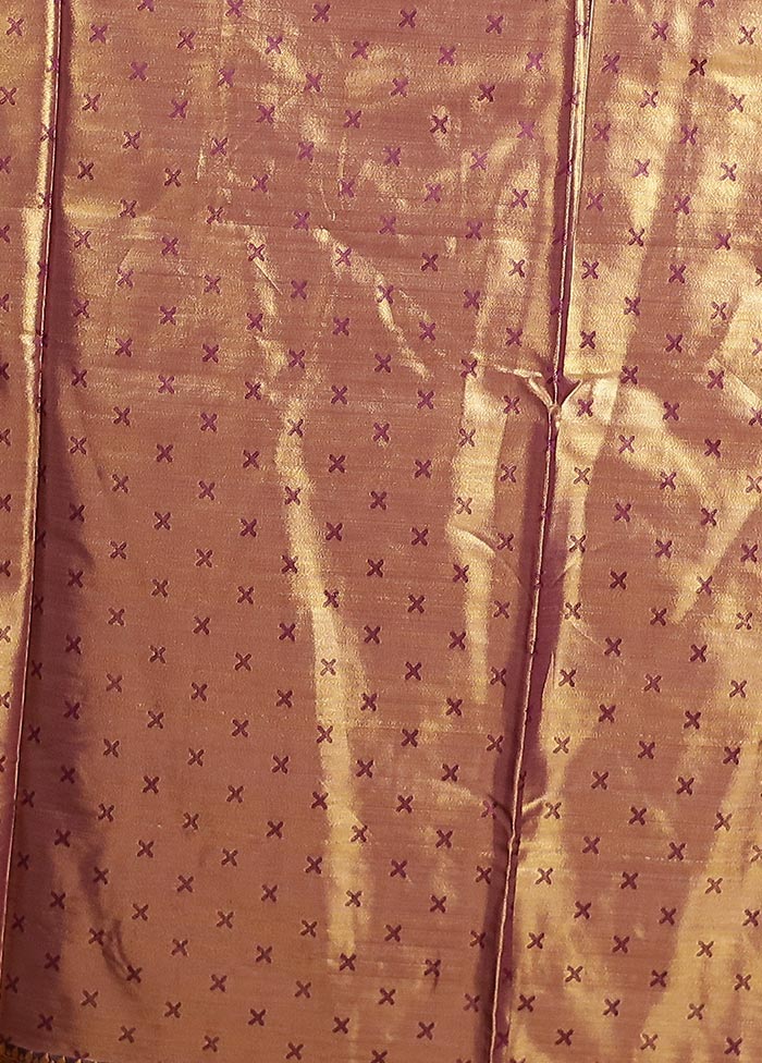 Gold Kanjivaram Silk Saree With Blouse Piece - Image 5