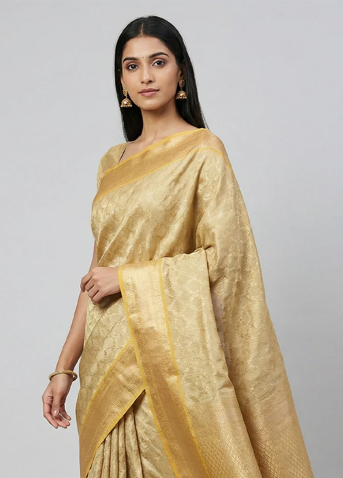 Gold Kora Silk Saree With Blouse Piece - Image 2