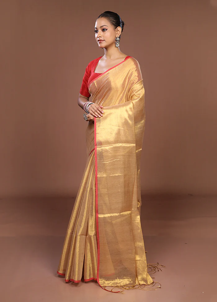 Gold Matka Silk Saree With Blouse Piece - Image 4