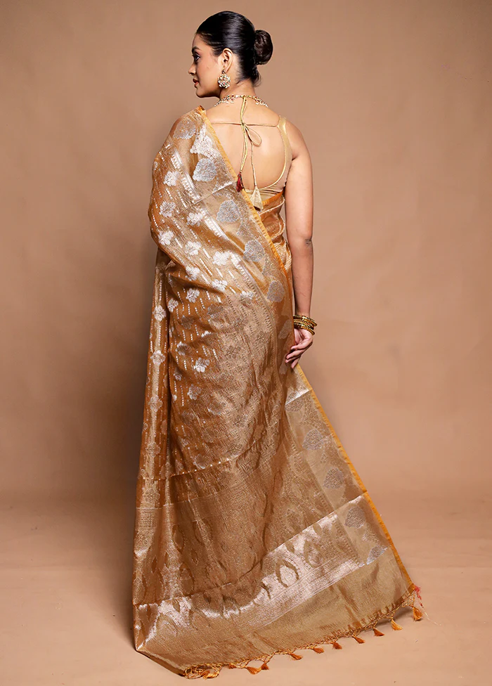 Golden Crushed Tissue Silk Saree With Blouse Piece - Image 3