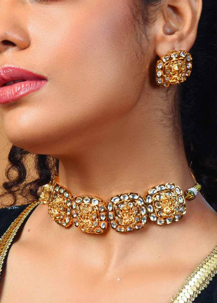 Golden Ganesh Chokher 3D Ganesh Temple Jewellery Set - Image 3