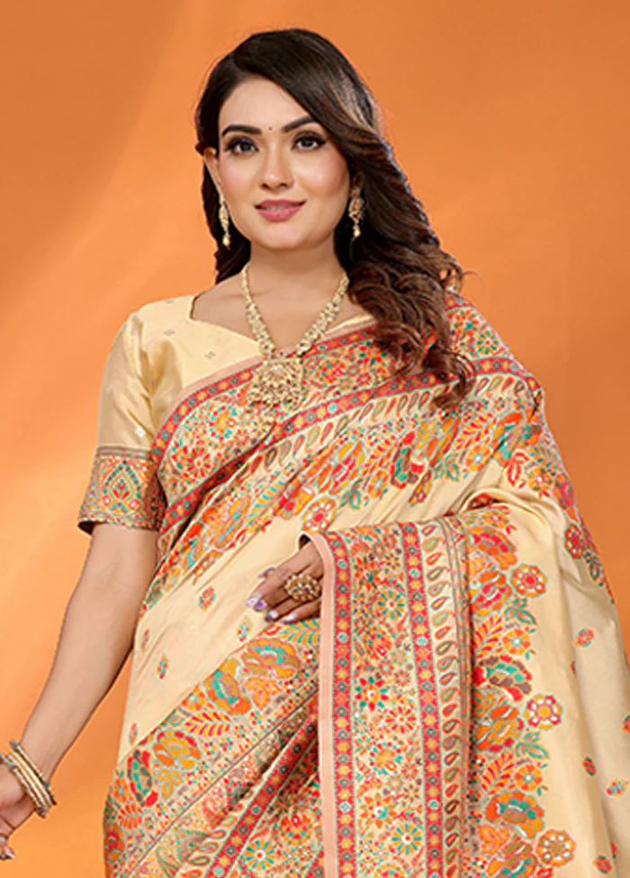 Golden Spun Silk Saree With Blouse Piece - Image 2