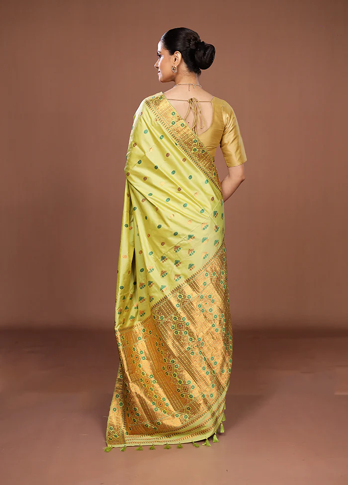 Green Assam Silk Saree With Blouse Piece - Image 3