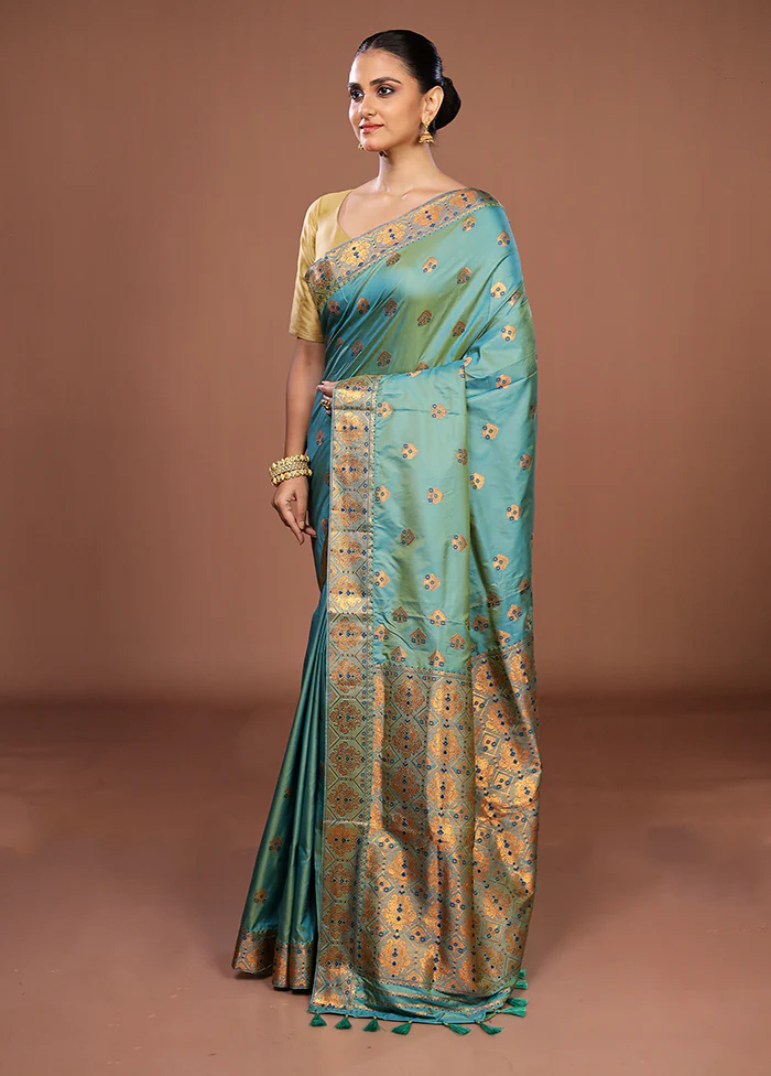 Green Assam Silk Saree With Blouse Piece - Image 4