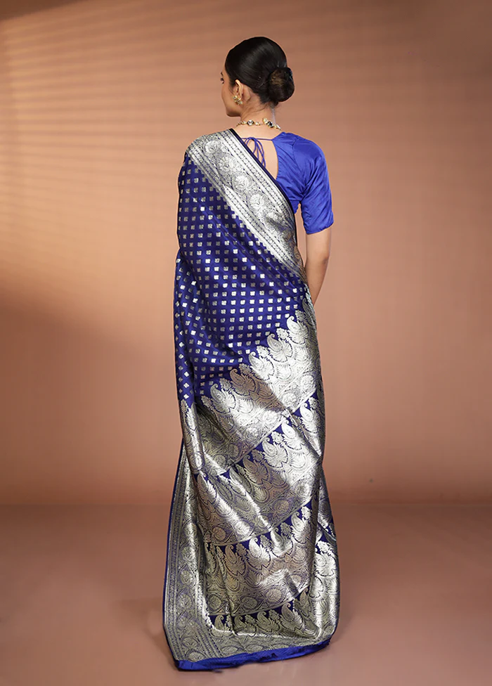 Green Banarasi Silk Saree With Blouse Piece - Image 3
