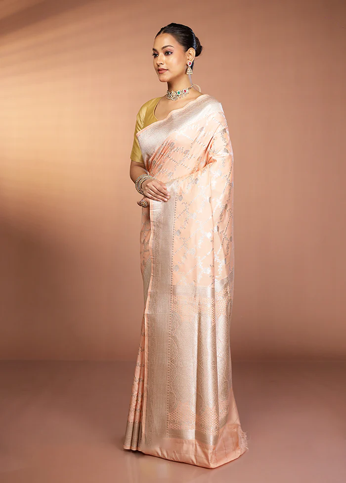 Green Banarasi Silk Saree With Blouse Piece - Image 4
