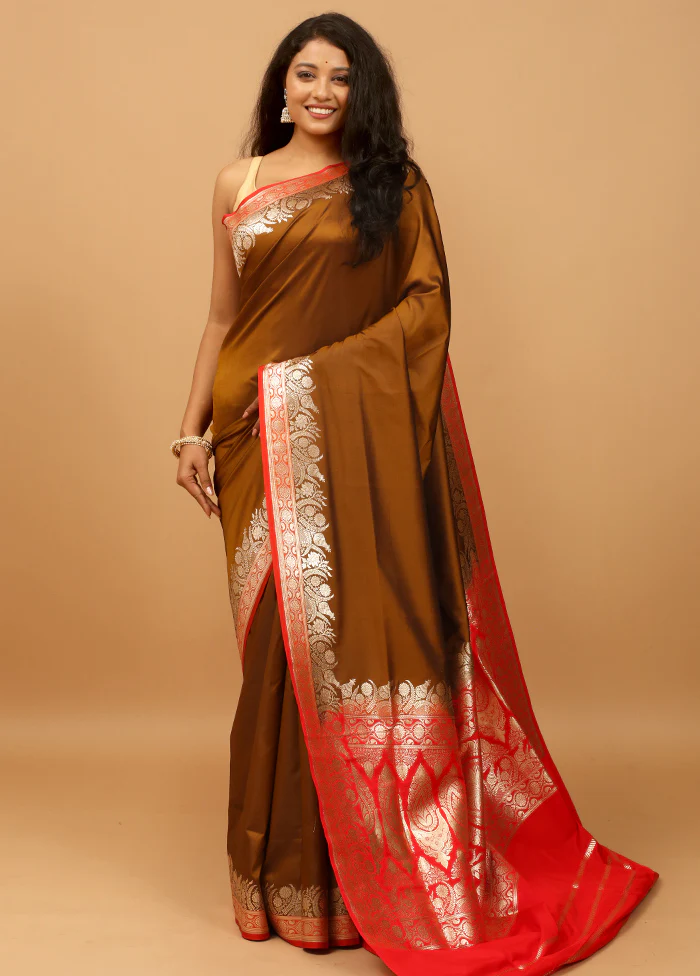Green Banarasi Silk Saree With Blouse Piece - Image 2