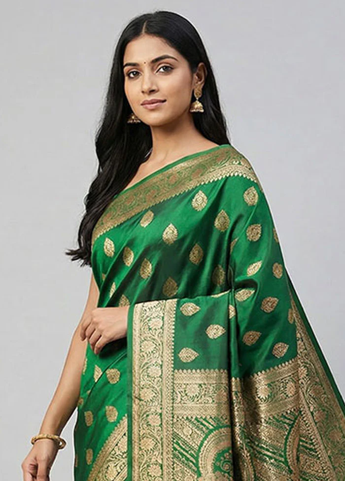 Green Banarasi Silk Saree With Blouse Piece - Image 2