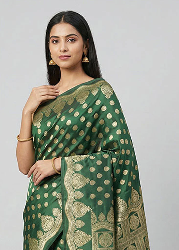 Green Banarasi Silk Saree With Blouse Piece - Image 2
