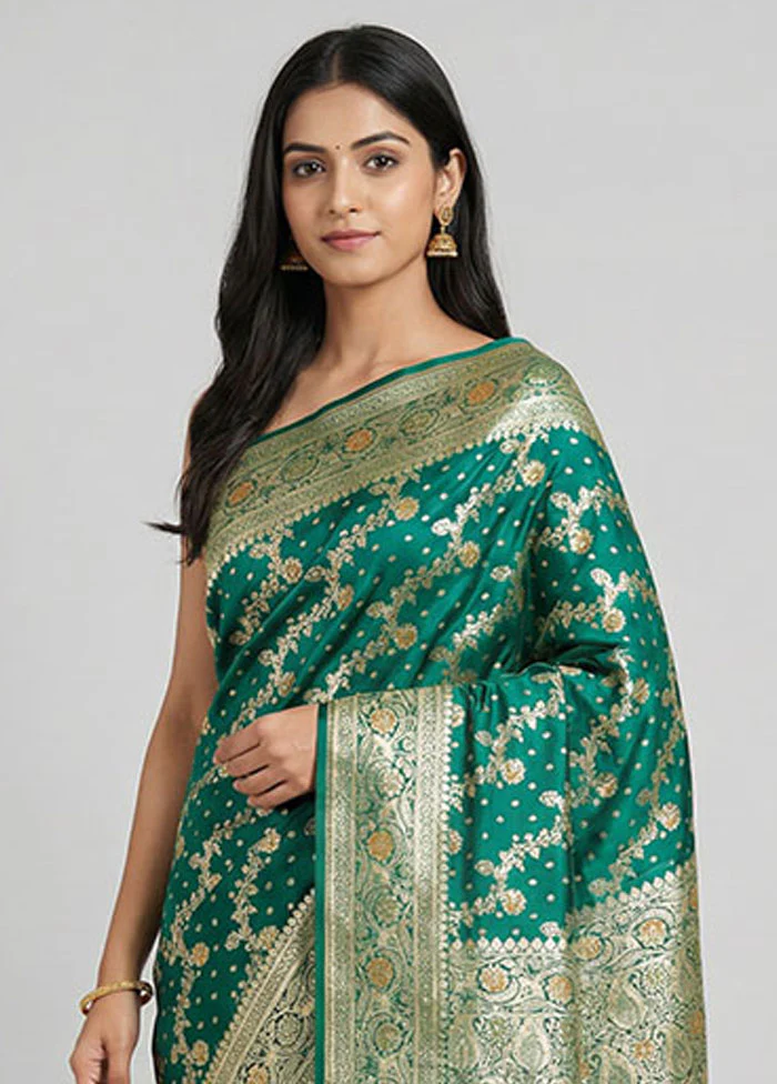 Green Banarasi Silk Saree With Blouse Piece - Image 2