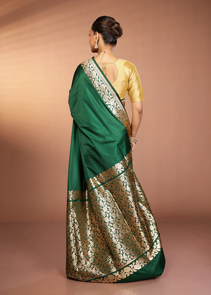 Green Banarasi Silk Saree With Blouse Piece - Image 3