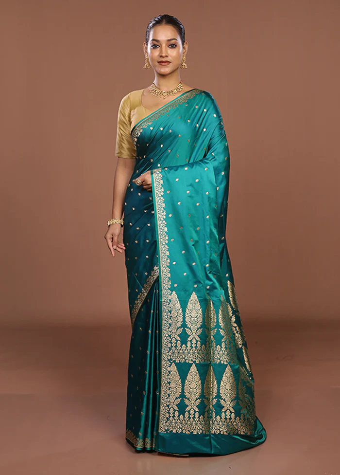 Green Banarasi Silk Saree With Blouse Piece - Image 2