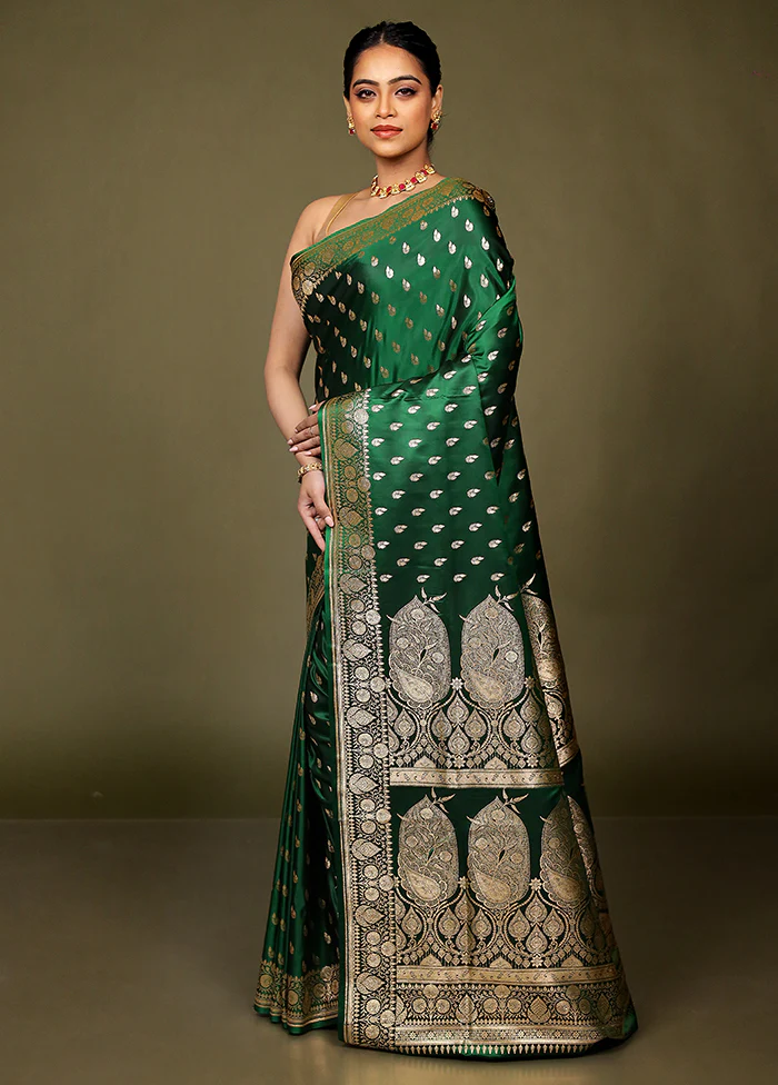 Green Banarasi Silk Saree With Blouse Piece - Image 4