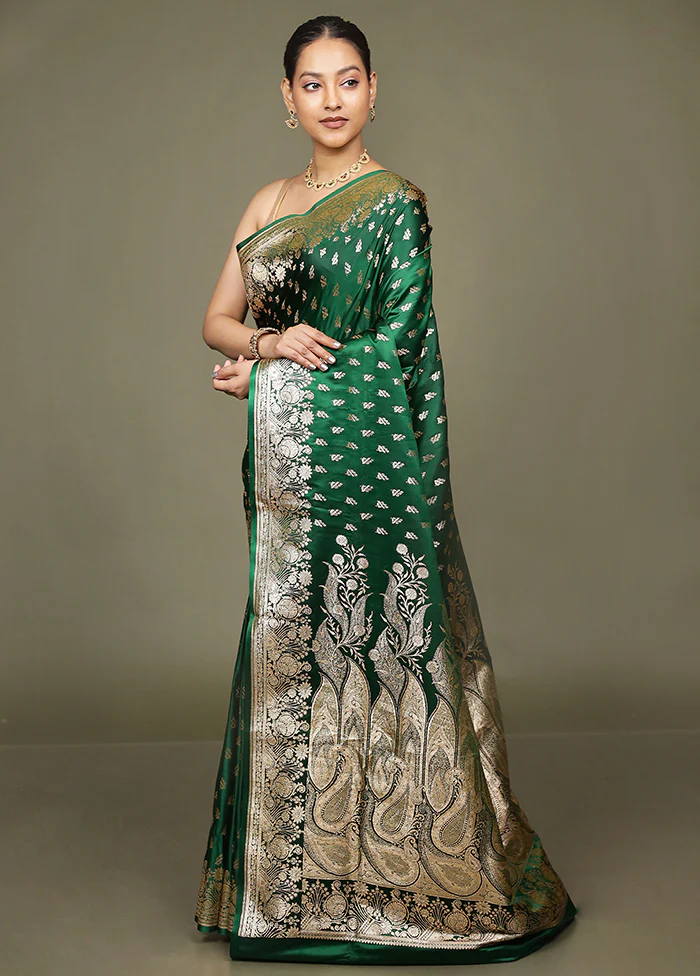 Green Banarasi Silk Saree With Blouse Piece - Image 4