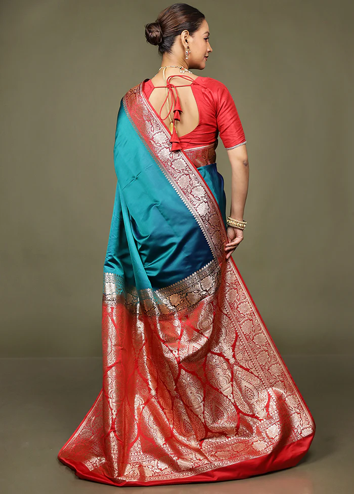 Green Banarasi Silk Saree With Blouse Piece - Image 3