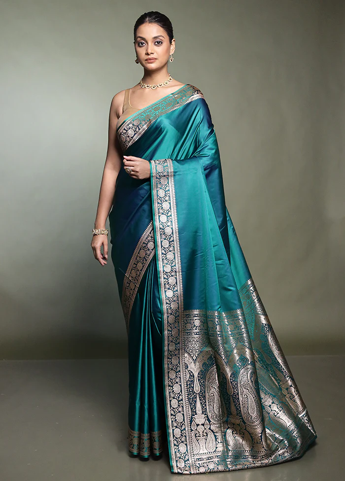 Green Banarasi Silk Saree With Blouse Piece - Image 2