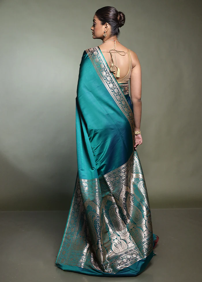 Green Banarasi Silk Saree With Blouse Piece - Image 3