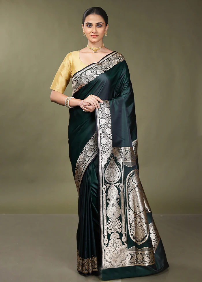 Green Banarasi Silk Saree With Blouse Piece - Image 2