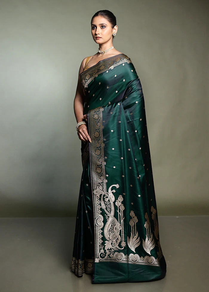 Green Banarasi Silk Saree With Blouse Piece - Image 4