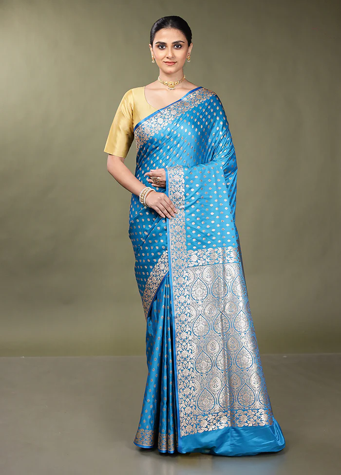 Green Banarasi Silk Saree With Blouse Piece - Image 2
