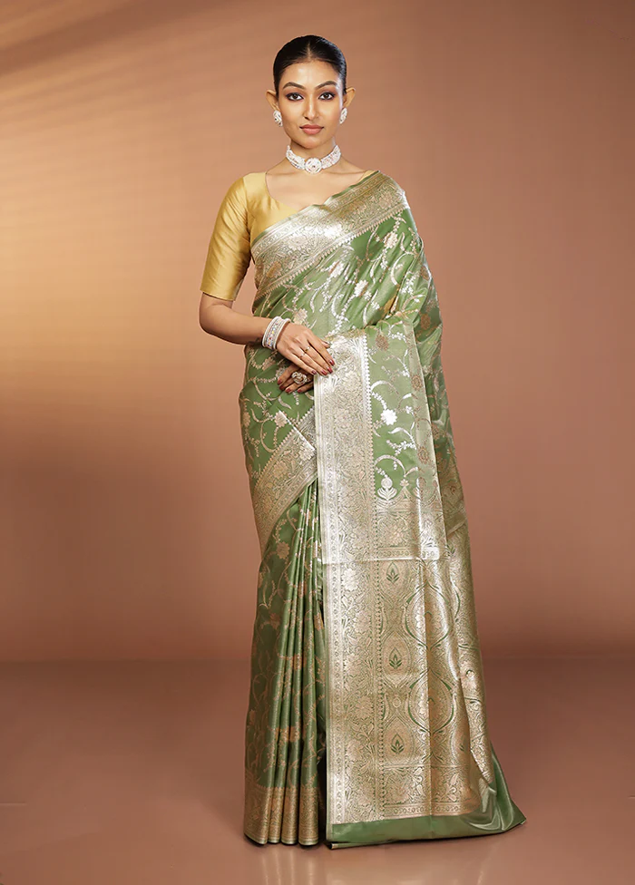 Green Banarasi Silk Saree With Blouse Piece - Image 2
