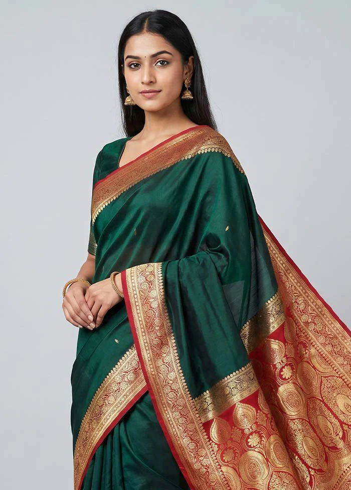Green Banarasi Silk Saree With Blouse Piece - Image 2