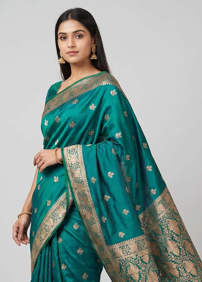 Green Banarasi Silk Saree With Blouse Piece - Image 2