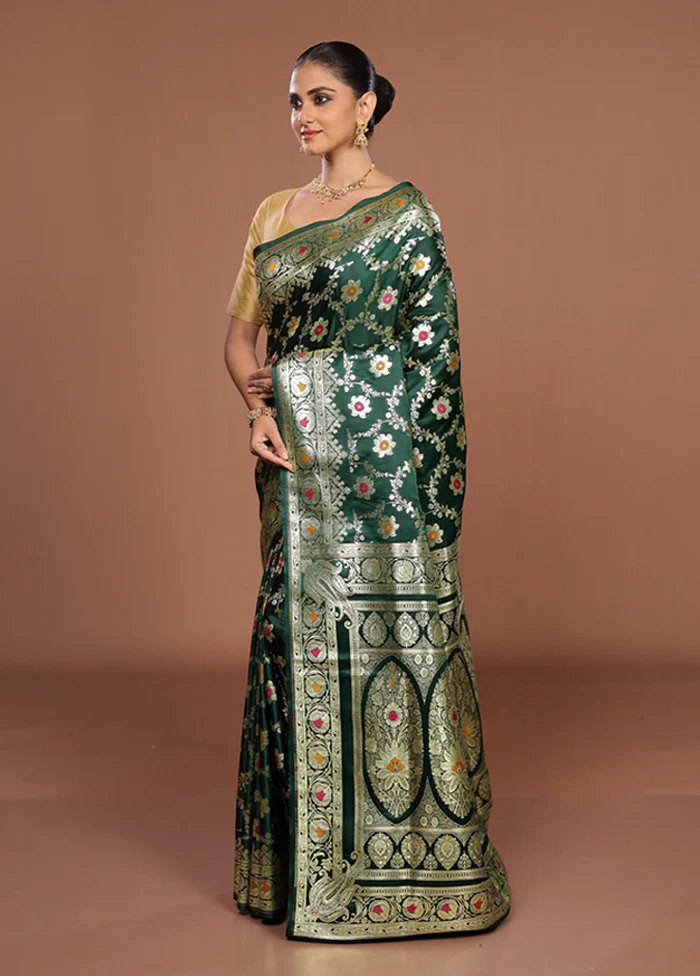 Green Banarasi Silk Saree With Blouse Piece - Image 4