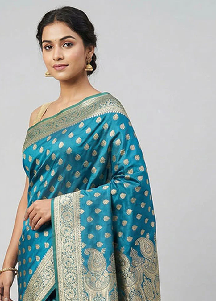 Green Banarasi Silk Saree With Blouse Piece - Image 2