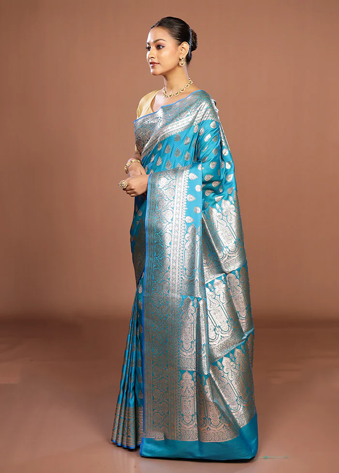 Blue Banarasi Silk Saree With Blouse Piece - Image 4