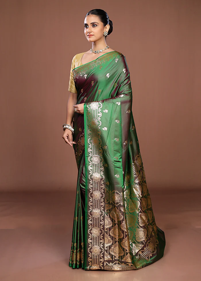 Green Banarasi Silk Saree With Blouse Piece - Image 4