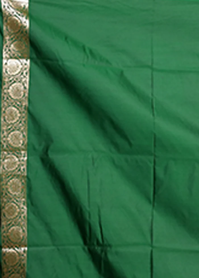 Green Banarasi Silk Saree With Blouse Piece - Image 5