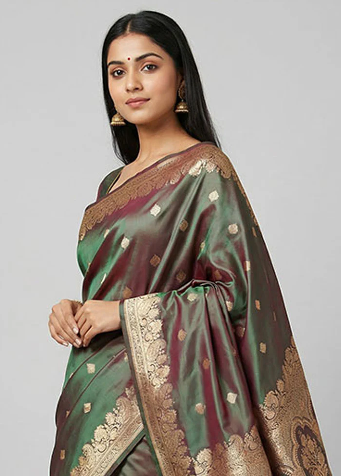 Green Banarasi Silk Saree With Blouse Piece - Image 2