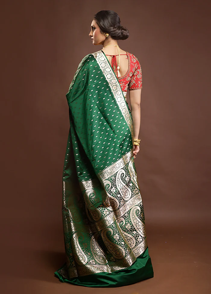 Green Banarasi Silk Saree With Blouse Piece - Image 3