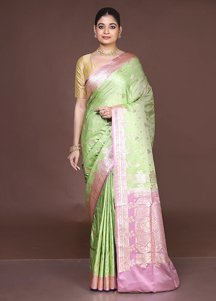 Green Banarasi Silk Saree With Blouse Piece - Image 2