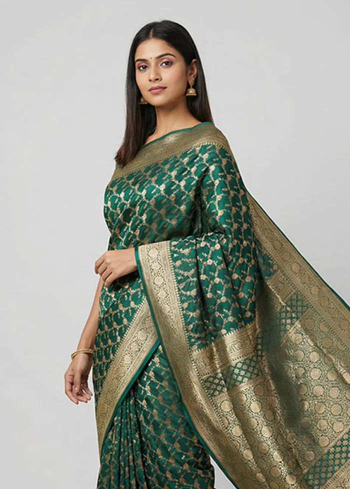 Green Banarasi Silk Saree With Blouse Piece - Image 2