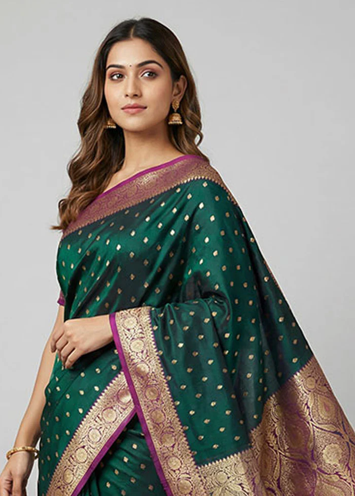 Green Banarasi Silk Saree With Blouse Piece - Image 2