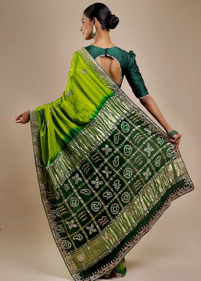 Green Bandhej Pure Silk Saree Without Blouse Piece - Image 4