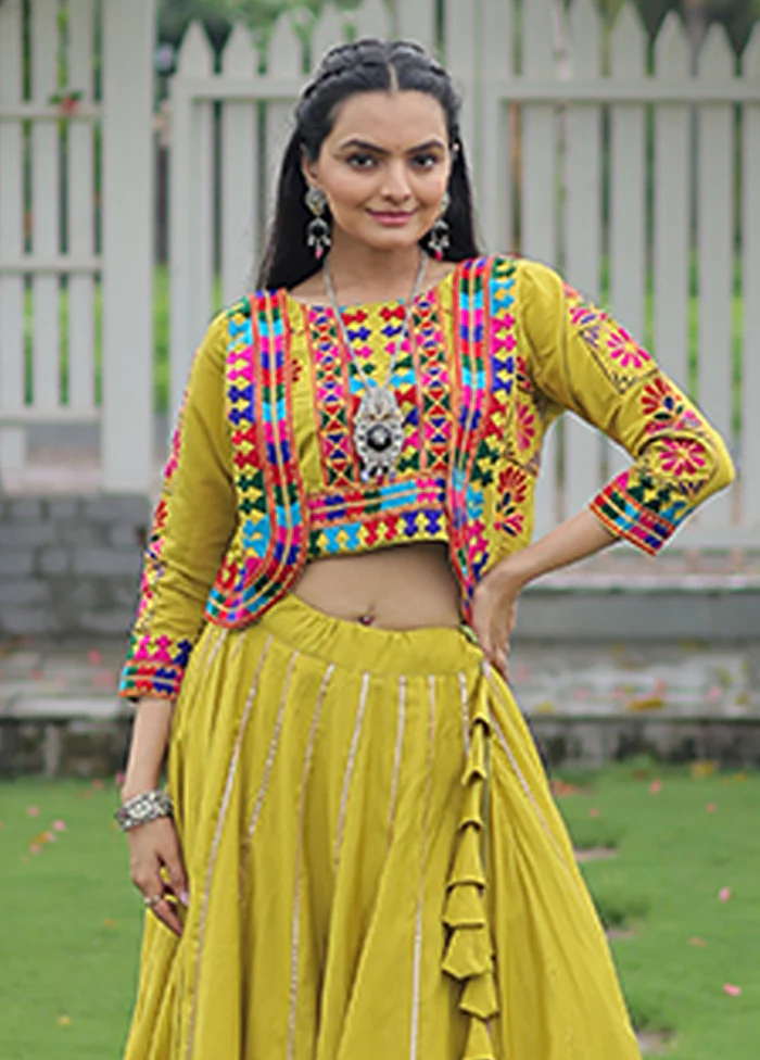 Green Blended Silk Lehenga Set - Image 2
