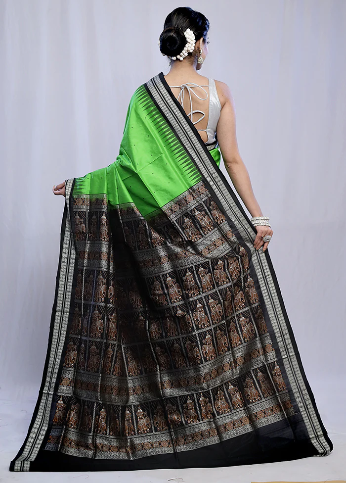 Green Bomkai Pure Silk Saree With Blouse Piece - Image 4