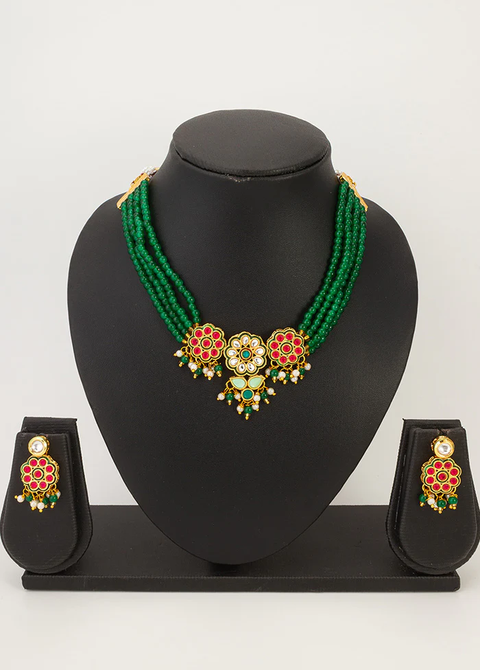 Green Brass Artificial Pearl And Kundan Work Necklace - Image 2