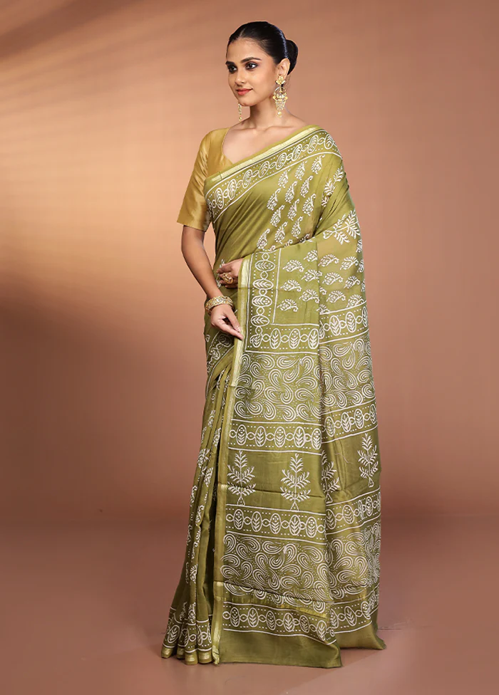 Green Chanderi Silk Saree With Blouse Piece - Image 4