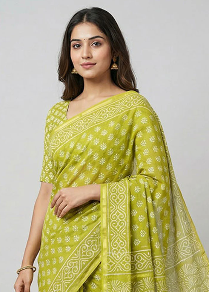 Green Chanderi Silk Saree With Blouse Piece - Image 2