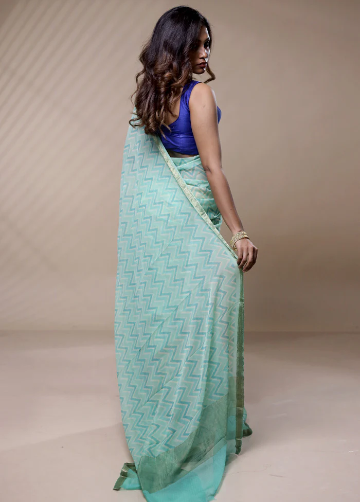 Green Chiffon Pure Silk Saree With Blouse Piece - Image 4
