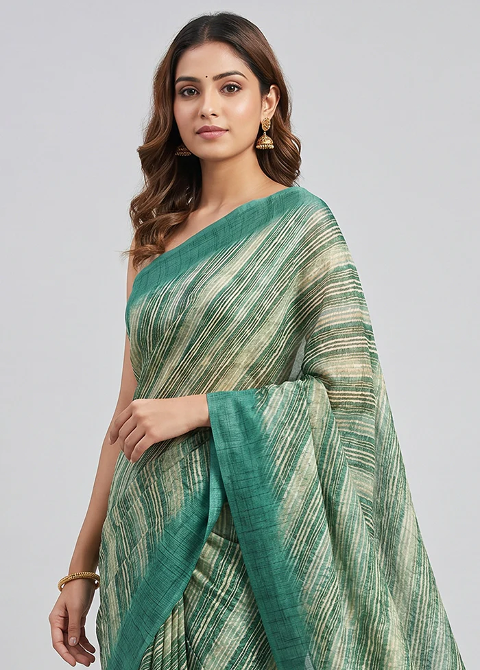 Green Chiffon Silk Saree With Blouse Piece - Image 2