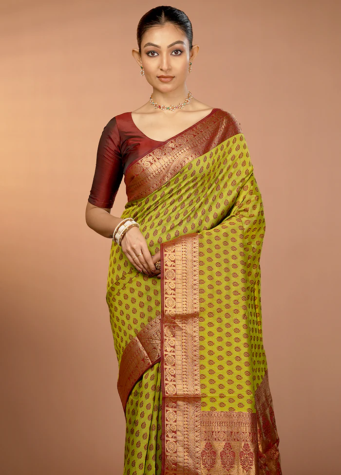Green Cotton Saree With Blouse Piece