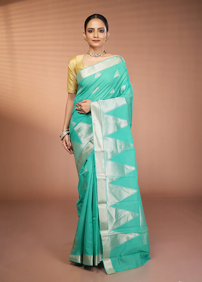 Green Cotton Saree With Blouse Piece - Image 2